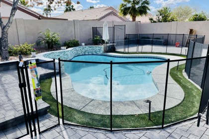 4th black mesh pool fence